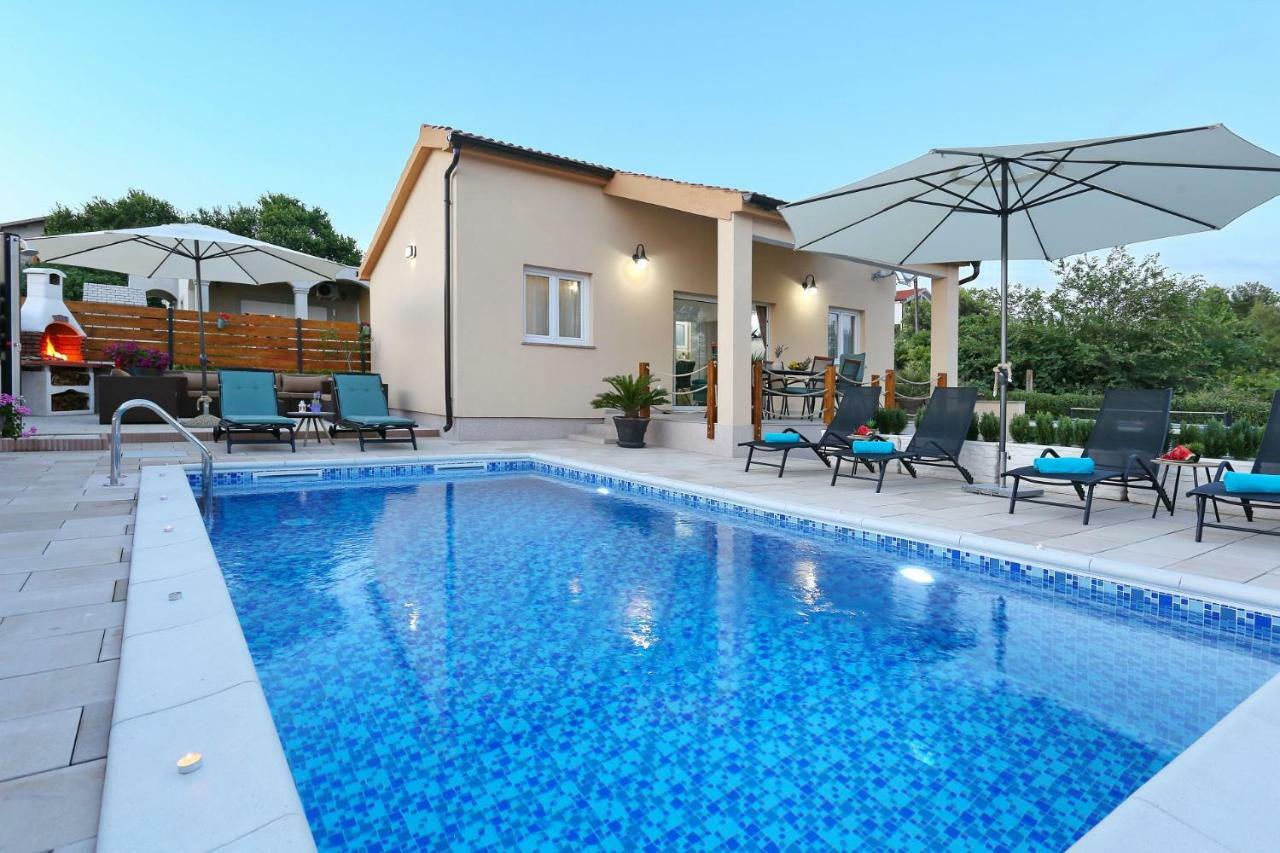 Punta Garden Pool House Villa Posedarje Exteriör bild