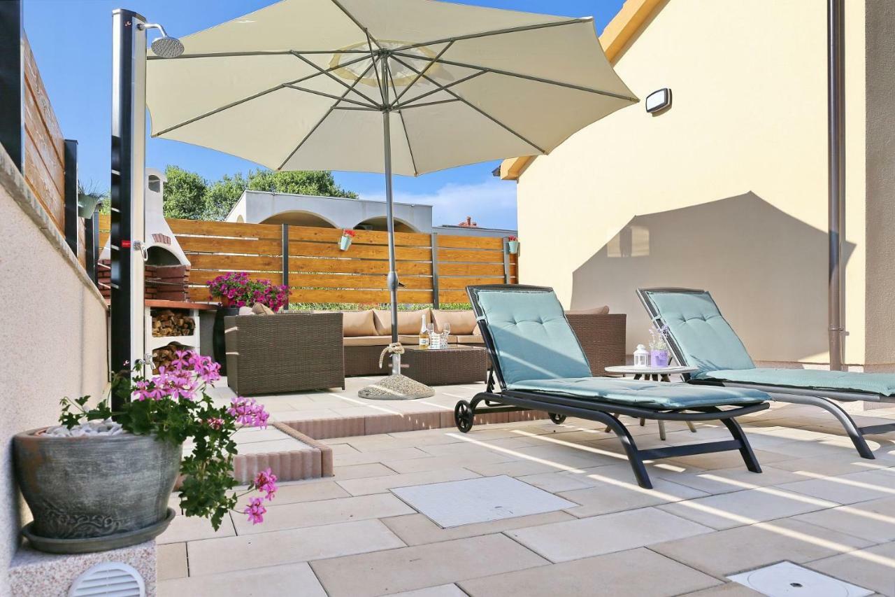 Punta Garden Pool House Villa Posedarje Exteriör bild